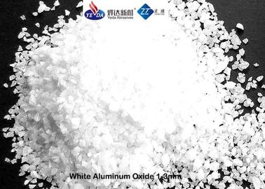 Hohe Feuerfestigkeit fixiertes Aluminiumoxyd, 3 - 1 Millimeter Weiß fixierte Tonerde-für Refracrory