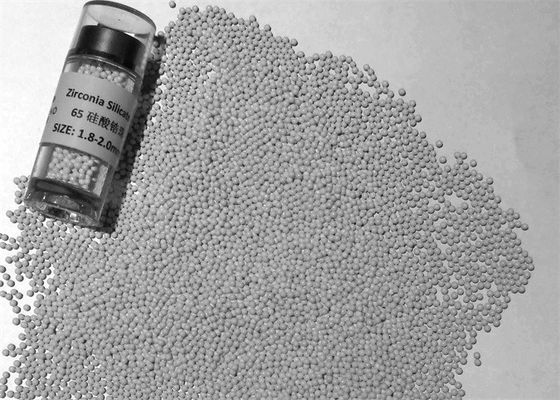 White Sinterred Zirconium 4 , 1.8 - 2.0mm 1.1 KN Zirconium Silicate Media 