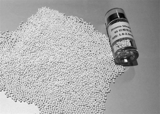 White Sinterred Zirconium 4 , 1.8 - 2.0mm 1.1 KN Zirconium Silicate Media 