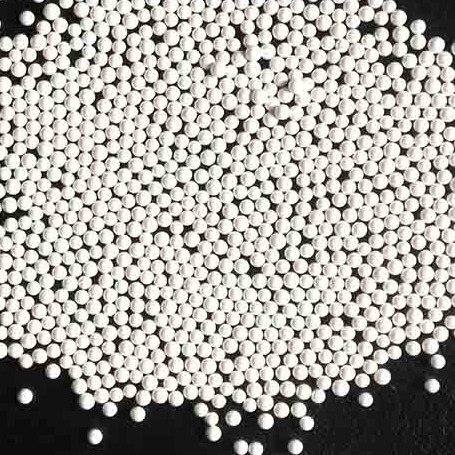 2.0 - 2,5-Millimeter-industrielle keramische Perlen, hoher reibender Durchsatz 65 Zirkoniumdioxid-keramische Ball-Mühlmedien 