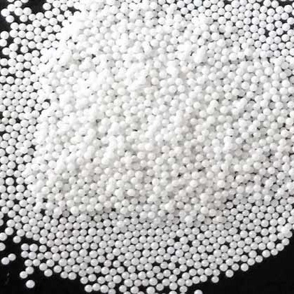 Hohe Härte 95 Zirkoniumdioxid-Perlen 1,4 - 1,6 Millimeter-Zirkoniumdioxid-reibende Perlen für Streuung
