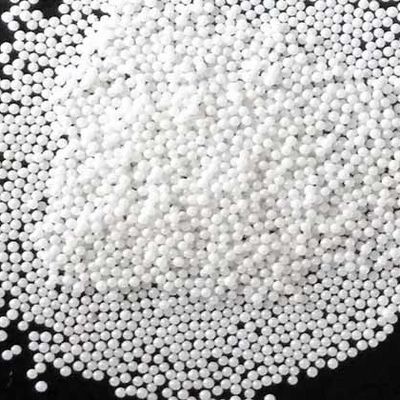 Hohe Härte 95 Zirkoniumdioxid-Perlen 1,4 - 1,6 Millimeter-Zirkoniumdioxid-reibende Perlen für Streuung